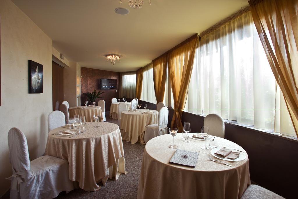 Hotel Sullivan Ponte San Marco Екстериор снимка